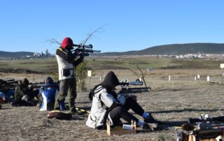 Tiradores en jornada de Field Target